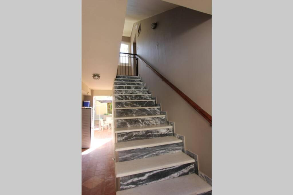 Cozy Apartment In The Heart Of The Town Argostoli  Bagian luar foto